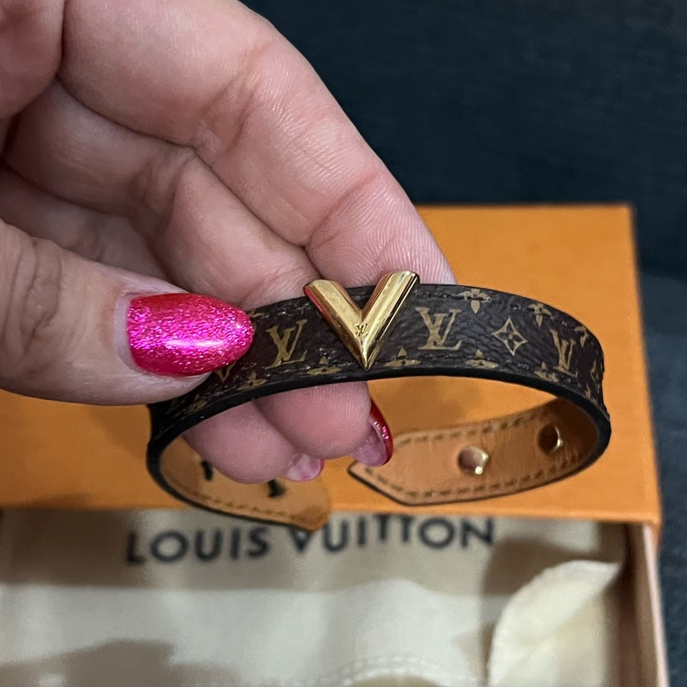 Louis vuitton bracelet like new